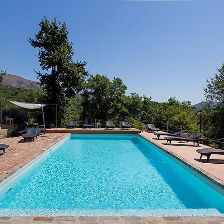 In Sleeps 4 Includes Swimming Pool 8 * Galera